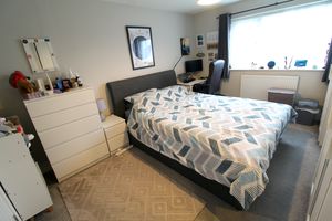 Bedroom- click for photo gallery